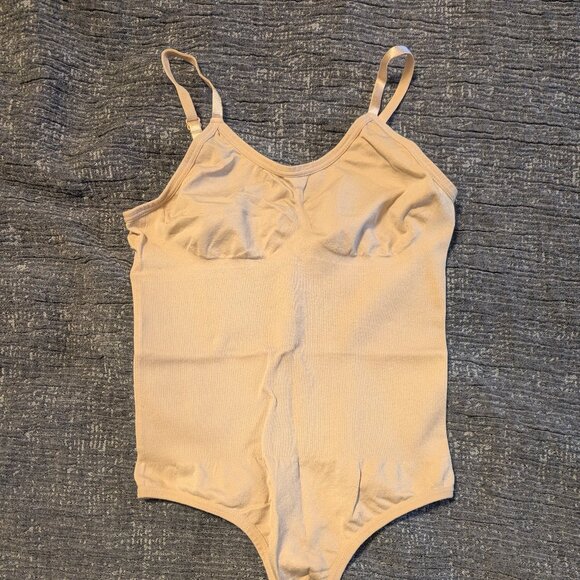 Heyshape shapewear, Snatched Thong Bodysuit, Beige, size medium - Picture 1 of 2